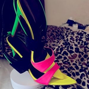 Women’s open toe high healed shoes